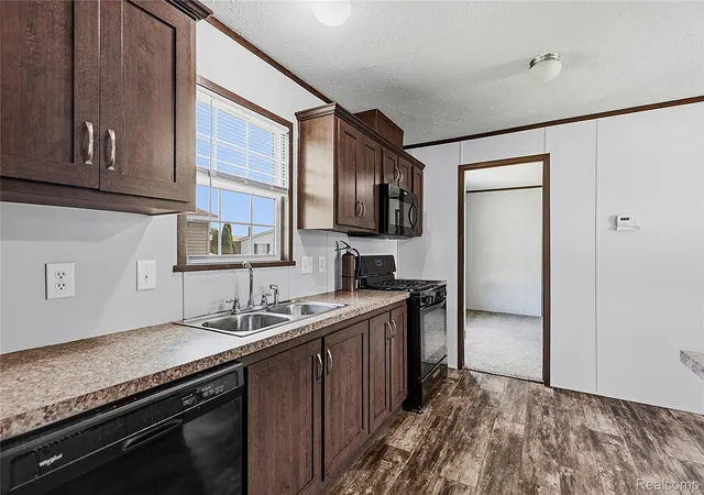 Photo 5 of Single family home for sale at 46545 Le Grande Blvd #978, Macomb, MI 48044 | MLS# 20261050388 | Listing updated on 2026-07-15