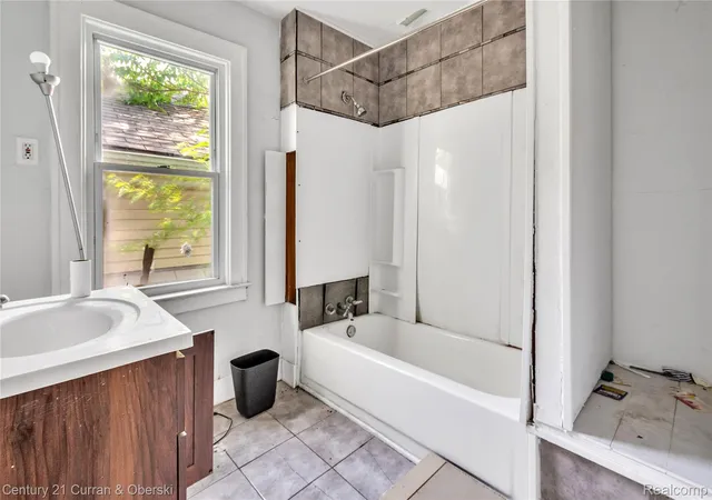 Photo 13 of Single family home for sale at 16523 Log Cabin St, Highland Park, MI 48203 | MLS# 20261050399 | Listing updated on 2026-07-27