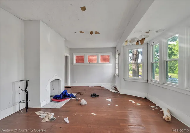 Photo 2 of Single family home for sale at 16523 Log Cabin St, Highland Park, MI 48203 | MLS# 20261050399 | Listing updated on 2026-07-27
