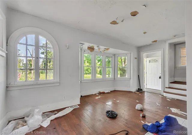 Photo 3 of Single family home for sale at 16523 Log Cabin St, Highland Park, MI 48203 | MLS# 20261050399 | Listing updated on 2026-09-15