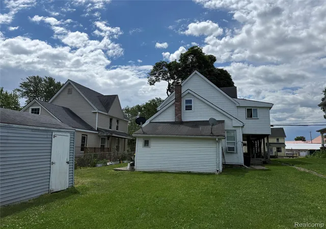 Photo 5 of Multi family home for sale at 305 E Main St, Durand, MI 48429 | MLS# 20261050406 | Listing updated on 2026-07-06