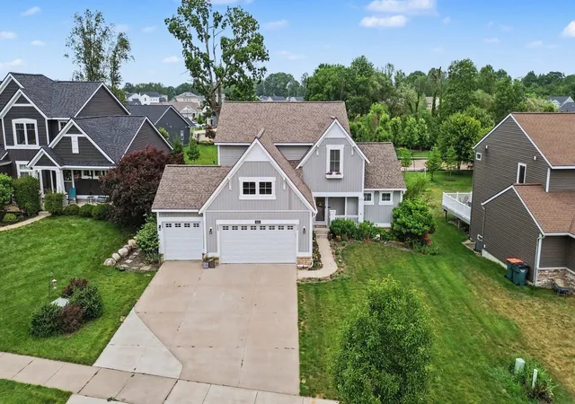 Photo 3 of Single family home for sale at 3113 Lowingside Dr, Jenison, MI 49428 | MLS# 65026033471 | Listing updated on 2026-09-18