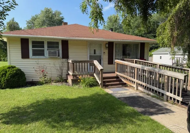 1st image of 15696 Gratiot Rd, Hemlock, MI 48626 | MLS# 61050213626