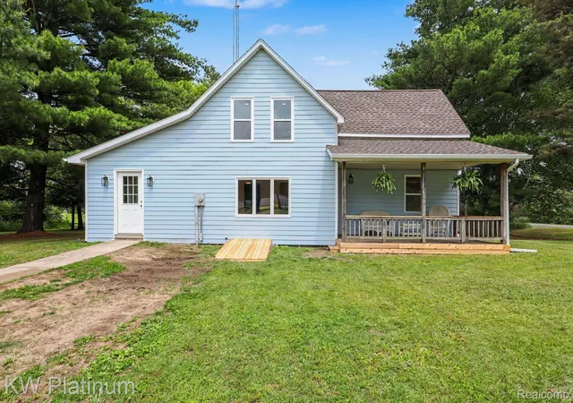 Photo 2 of Single family home for sale at 5103 Forester Rd, Carsonville, MI 48419 | MLS# 20261050461 | Listing updated on 2026-09-15