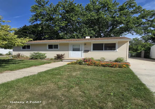 1st image of 235 Ewell St, Romeo, MI 48065 | MLS# 58050213634