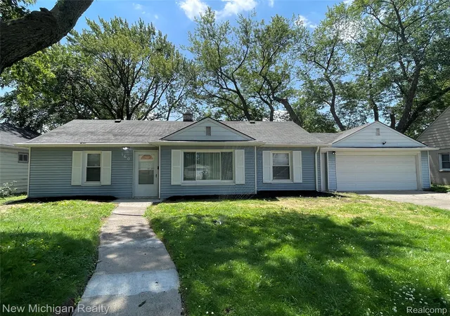 1st image of 160 Chopin St, Troy, MI 48083 | MLS# 20261050484