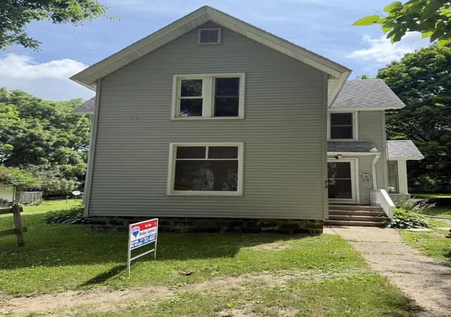 Photo 1 of Single family home for sale at 814 N Clinton St, Albion, MI 49224 | MLS# 55026033497 | Listing updated on 2026-09-10