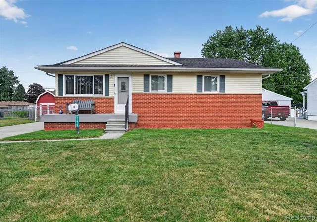 Photo 1 of Sale Pending at 5179 Worchester, Swartz Creek, MI 48473 | MLS# 20261050495 | Listing updated on 2026-07-17