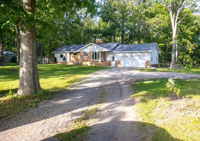 2nd image of 12449 California Rd, Sawyer, MI 49125 | MLS# 69026033509