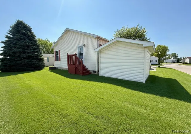 22nd image of 8205 Harrow Ct, Northville, MI 48167 | MLS# 20261050517