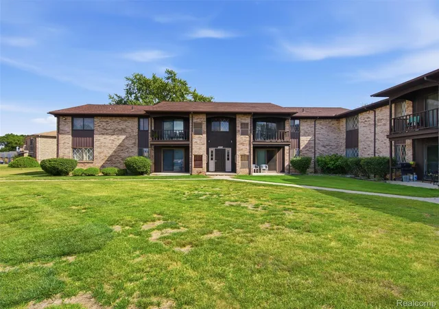 2nd image of 270 E 13 Mile Rd #34, Madison Heights, MI 48071 | MLS# 20261050520