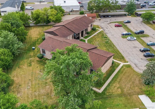 28th image of 270 E 13 Mile Rd #34, Madison Heights, MI 48071 | MLS# 20261050520