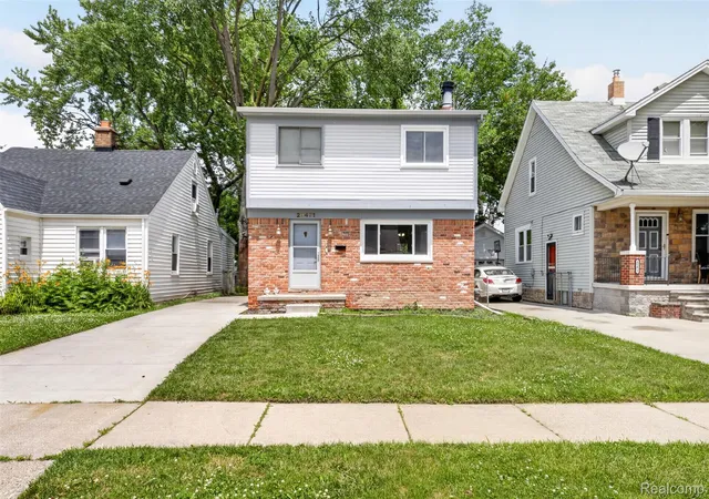 Photo 1 of Sale Pending at 20471 Hollywood St, Harper Woods, MI 48225 | MLS# 20261050531 | Listing updated on 2026-08-31