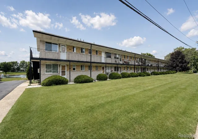 Photo 1 of Condo for sale at 26945 Milford Rd #34, South Lyon, MI 48178 | MLS# 20261050549 | Listing updated on 2026-09-16