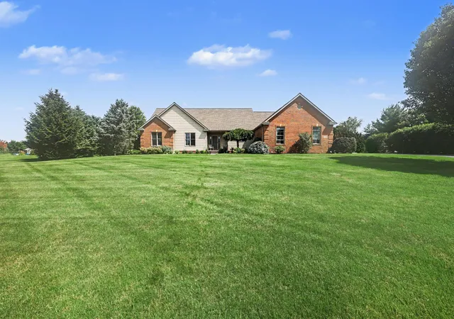2nd image of 12240 Old Farm Ln, Grass Lake, MI 49240 | MLS# 81026033530