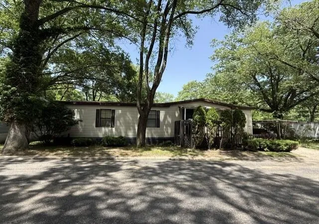 Photo 1 of Single family home for sale at 2482 Pembroke Dr, Norton Shores, MI 49441 | MLS# 71026033546 | Listing updated on 2026-07-02