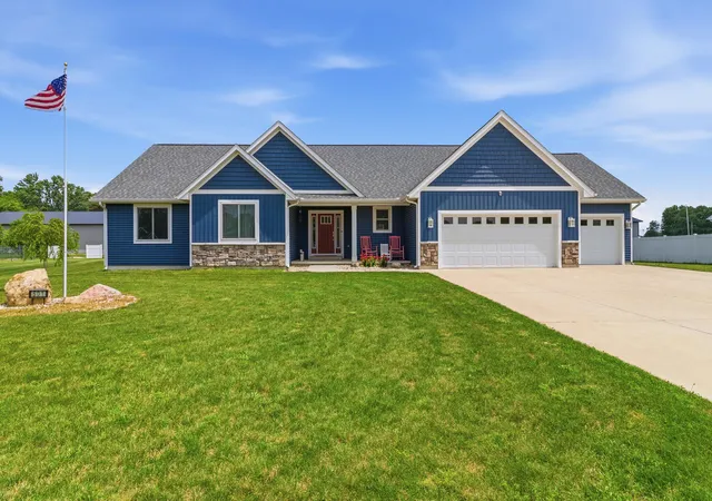 Photo 1 of Single family home for sale at 501 E Stoneridge Dr, Plainwell, MI 49080 | MLS# 65026033562 | Listing updated on 2026-08-28