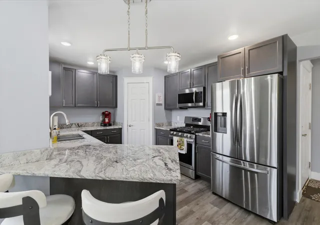 Photo 4 of Single family home for sale at 501 E Stoneridge Dr, Plainwell, MI 49080 | MLS# 65026033562 | Listing updated on 2026-08-28