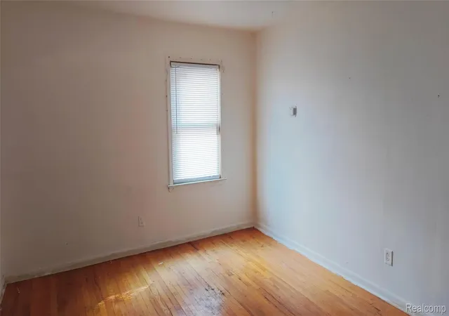 Photo 3 of Single family home for sale at 2913 S Ethel St, Detroit, MI 48217 | MLS# 20261050591 | Listing updated on 2026-08-18