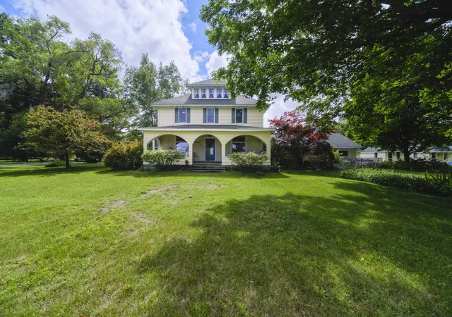 1st image of 1912 S Scenic Hwy, Frankfort, MI 49635 | MLS# 67026033574
