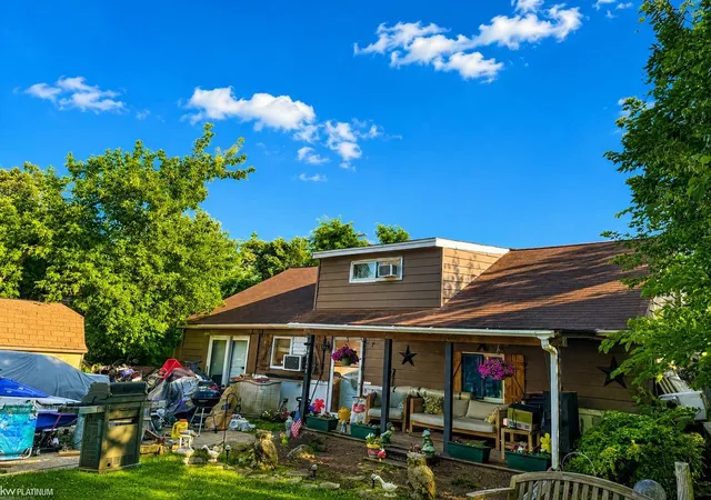 Photo 2 of Single family home for sale at 26148 Lamour St, Harrison Township, MI 48045 | MLS# 58050213682 | Listing updated on 2026-08-24