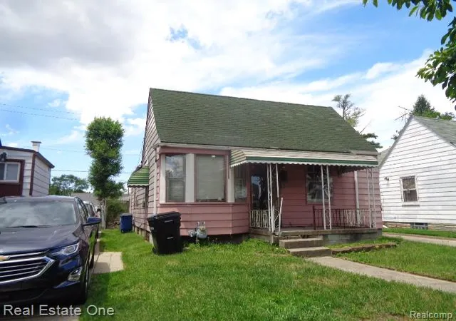 Photo 2 of Single family home for sale at 20009 Ohio St, Detroit, MI 48221 | MLS# 20261050617 | Listing updated on 2026-08-05