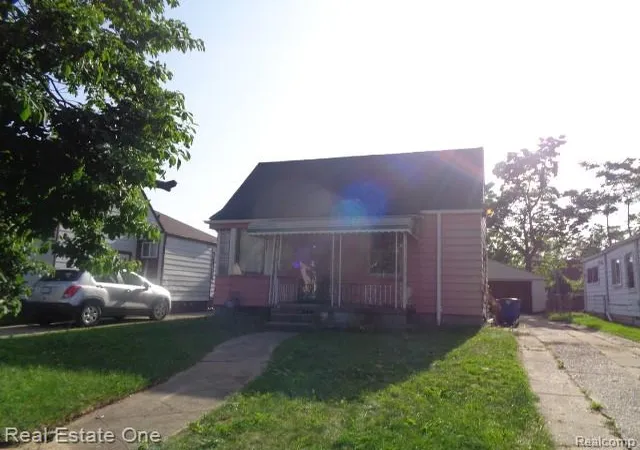 Photo 3 of Single family home for sale at 20009 Ohio St, Detroit, MI 48221 | MLS# 20261050617 | Listing updated on 2026-08-05