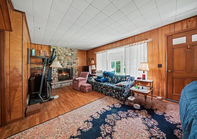 Photo 4 of Single family home for sale at 5497 Wilson St, Coloma, MI 49038 | MLS# 69026033604 | Listing updated on 2026-09-03