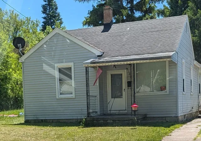 Photo 1 of Single family home for sale at 4122 Lamson St, Saginaw, MI 48601 | MLS# 61050213687 | Listing updated on 2026-09-02