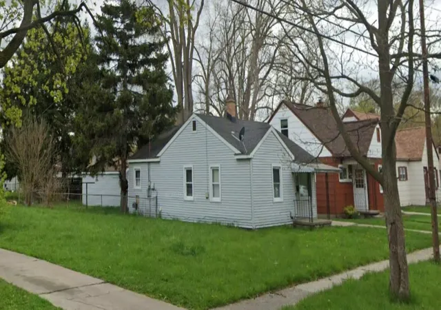Photo 3 of Single family home for sale at 4122 Lamson St, Saginaw, MI 48601 | MLS# 61050213687 | Listing updated on 2026-09-02