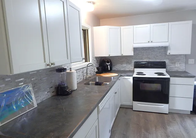 3rd image of 1492 Innwood North, Interlochen, MI 49643 | MLS# 78080070610