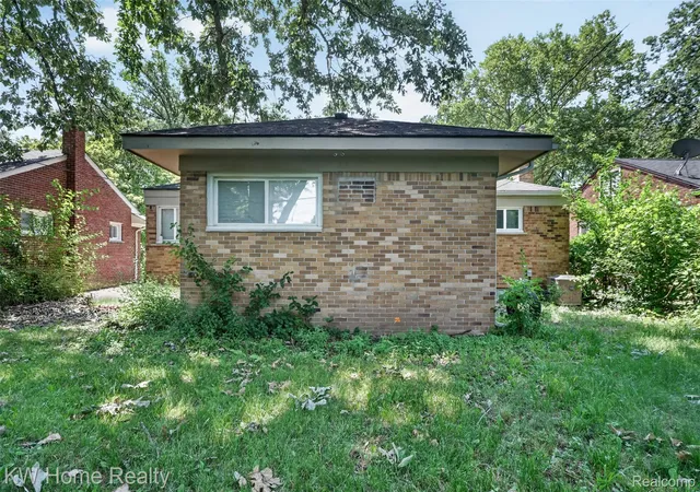 Photo 20 of Single family home for sale at 14620 Pearson St, Oak Park, MI 48237 | MLS# 20261050641 | Listing updated on 2026-10-19