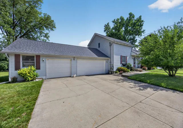 3rd image of 11520 N Lookout Rdg, Stanwood, MI 49346 | MLS# 72026033626