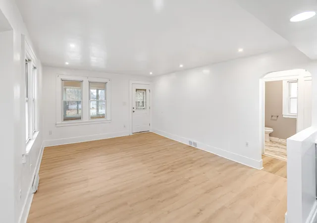 Photo 5 of Single family home for sale at 7335 Wiegand Blvd, Center Line, MI 48015 | MLS# 81026033630 | Listing updated on 2026-08-21