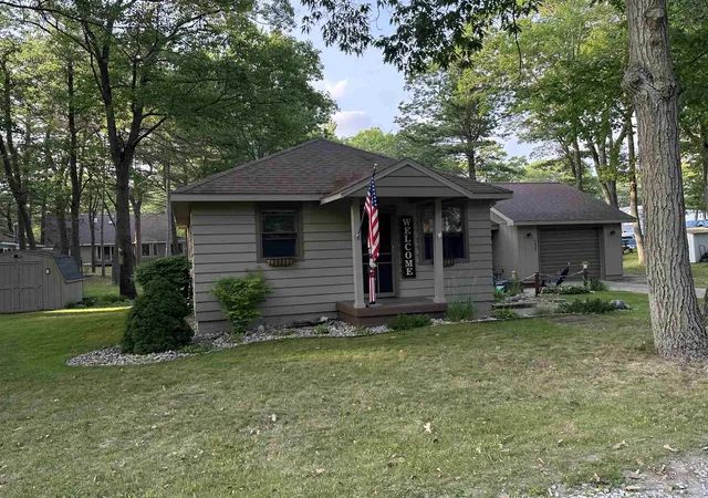 Photo 5 of Single family home for sale at 5437 E 8th Street, Au Gres, MI 48703 | MLS# 77080070615 | Listing updated on 2026-09-03