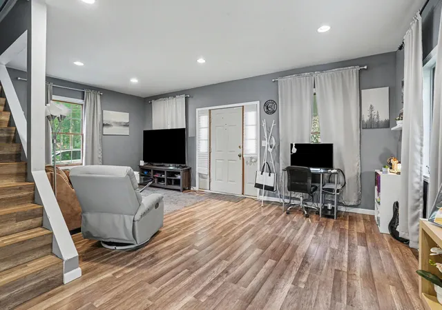Photo 4 of Single family home for sale at 21 Sheridan St, Coldwater, MI 49036 | MLS# 62026033636 | Listing updated on 2026-07-22