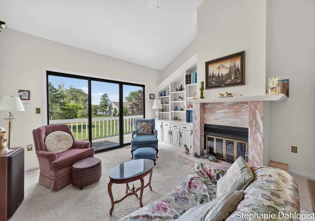 Listing Photo 4 - Condo for sale in building located at 3710 Mona Kai Blvd, Norton Shores, MI 49444 - Unit #14