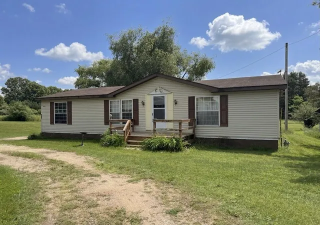 Photo 1 of Sale Pending at 4546 Russell St Ne, Cedar Springs, MI 49319 | MLS# 71026033667 | Listing updated on 2026-09-12