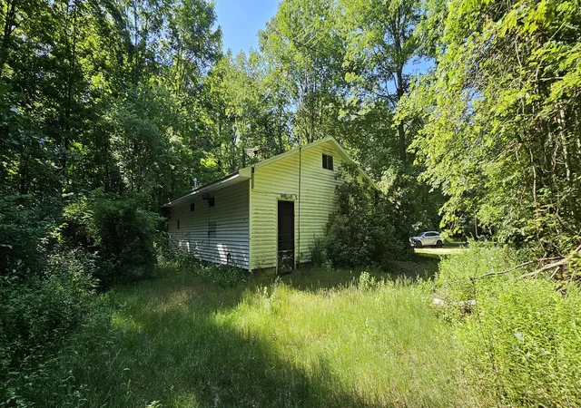 Photo 2 of Single family home for sale at 5780 104th Avenue, Grand Junction, MI 49056 | MLS# 66026033675 | Listing updated on 2026-10-01