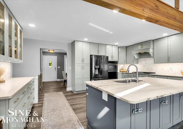 Photo 3 of Single family home for sale at 855 Montana St, Marysville, MI 48040 | MLS# 58050213729 | Listing updated on 2026-07-10