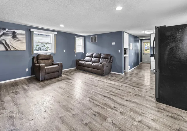 image of 104 Jefferson Ave, Houghton Lake, MI 48629 | MLS# 58050213730