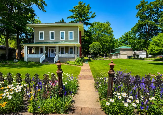 Photo 1 of Sale Pending at 116 W Sherwood St, Decatur, MI 49045 | MLS# 69026033685 | Listing updated on 2026-09-01
