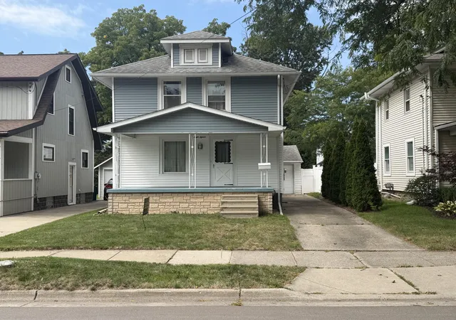 Photo 1 of Single family home for sale at 815 N Francis Ave, Lansing, MI 48912 | MLS# 64026033684 | Listing updated on 2026-08-28