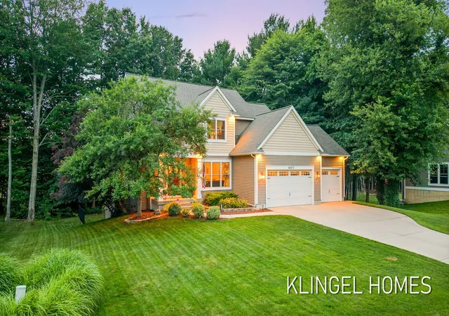 1st image of 16373 W Willow Dr, Spring Lake, MI 49456 | MLS# 71026033696