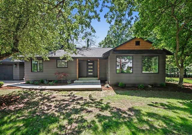 1st image of 18195 148th Ave, Spring Lake, MI 49456 | MLS# 65026033702
