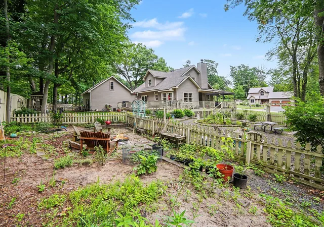 2nd image of 1579 N Marilyn Dr, Ludington, MI 49431 | MLS# 67026033708
