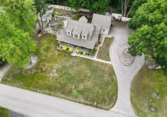 Photo 3 of Single family home for sale at 1579 N Marilyn Dr, Ludington, MI 49431 | MLS# 67026033708 | Listing updated on 2026-08-19