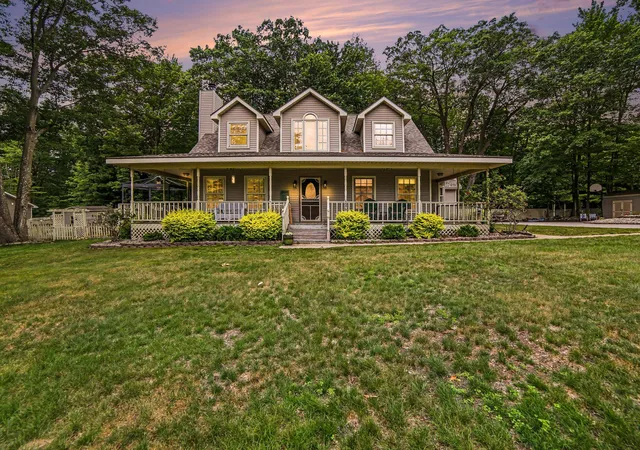 40th image of 1579 N Marilyn Dr, Ludington, MI 49431 | MLS# 67026033708