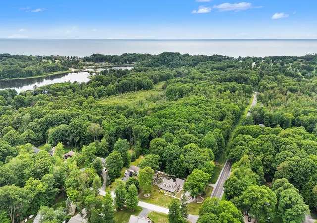 Photo 4 of Single family home for sale at 1579 N Marilyn Dr, Ludington, MI 49431 | MLS# 67026033708 | Listing updated on 2026-08-19