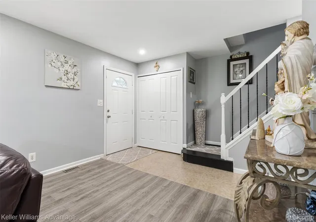 2nd image of 8948 Shawn Dr, Sterling Heights, MI 48312 | MLS# 20261050761